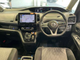セレナ 1.2 e-POWER ハイウェイスターV 