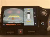 いまや必須装備「ナビゲーション」搭載!知らない場所にスイスイッとドライブ。もう、これなしではハンドルを握れませんね!でも運転中の操作は危険ですのでご注意ですね☆