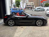 時を経ても深い魅力を放ち続けるBMW。より快適にお乗り頂くためにサポートプログラムをご用意しております。※認定中古車保証は登録日より最長4年間まで延長が可能です。