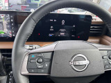 プロパイロット(同一車線運転支援)アクセル・ブレーキ・ステアリング操作をクルマがサポート。高速道路などで、ドライバーの負担を軽減します。