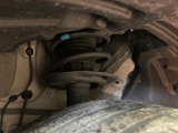 お車を安心してお乗りいただく為には、足回りの定期点検が欠かせません。サービスサポート(有償保証)では無料点検もご提供しており、安心のカーライフをお過ごしいただけるサポート体制が整っています。