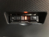 ETCを装備しています☆有料道路の料金所をノンストップで通過できてとても便利です☆高速道路のETC割引なども使えるのであるに越したことはない機能です!