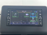 純正メモリナビ(MJ120D-WM)を装着しています。Bluetooth(ブルートゥース)接続/CD再生/フルセグ視聴等が使用できます。