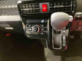 納車前にはプロのメカニックが、各部の点検を行います。ディーラーにしか出来ない品質、そしてサービスできっと満足していただけると思います!