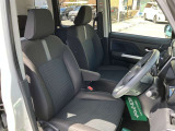 見通しのよいすっきりとした視界で、誰でも運転しやすいです。運転のしやすさは疲れにくさにも繋がりますよ♪