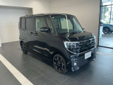 【キーパーコーティング】本当にツヤが良くなって、約束どおりに効果が持続する稀有なカーコーティングを用意しました。コーティングした後は、お好きな時に洗っていただくだけで、ずっとキレイが続きます。