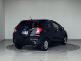 バックカメラが付いているのでバックでの車庫入れも安心です。