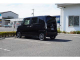 大口なトランクルームです。幅広で荷物の出し入れが簡単になります!