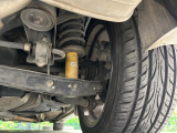 お車を安心してお乗りいただく為には、足回りの定期点検が欠かせません。サービスサポート(有償保証)では無料点検もご提供しており、安心のカーライフをお過ごしいただけるサポート体制が整っています。