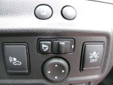 ドアミラーの鏡面の調節、格納は運転席からすべて操作できます!