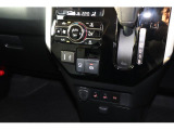 ■オートエアコン ■シートヒーター ■電動パーキングブレーキ