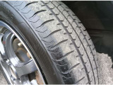 夏タイヤは155/65R14。2023年製造ブリヂストンニューノ、状態は良いです。残り溝は4〜5部山程度です。