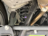 お車を安心してお乗りいただく為には、足回りの定期点検が欠かせません。サービスサポート(有償保証)では無料点検もご提供しており、安心のカーライフをお過ごしいただけるサポート体制が整っています。