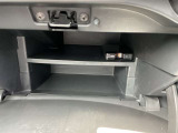 ETC車載器付きです。グローブボックスの上段に搭載されております。セットアップしてお引き渡しになりますので、すぐにお出かけできます!!