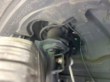 お車を安心してお乗りいただく為には、足回りの定期点検が欠かせません。サービスサポート(有償保証)では無料点検もご提供しており、安心のカーライフをお過ごしいただけるサポート体制が整っています。