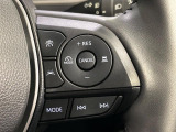 【レーダークルーズコントロール】高速道路での長距離走行が楽に!!自動で速度を保つクルーズコントロールが、衝突軽減システムと連携し、前方の車両を感知して車間を保つように速度調節してくれます!!