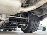 お車を安心してお乗りいただく為には、足回りの定期点検が欠かせません。サービスサポート(有償保証)では無料点検もご提供しており、安心のカーライフをお過ごしいただけるサポート体制が整っています。