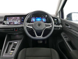メーカー直営認定中古車 1オーナ 禁煙車 LEDライト 純正ナビ ブルートゥース接続 カープレイアンドロイドオート対応 デジタルコックピット アダプティブクルーズ スマートキースペア有 整備記録簿付き