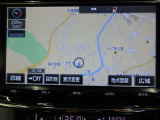純正ナビを装備。タッチパネル式で使いやすく、お出かけもラクラクです。