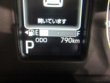 たとえばダイハツのお店にある、たくさんのスマアシ搭載車は、正常に作動する事をしっかり確認します。