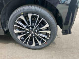 安全安心な走行のために、納車前には小さなクルマを知り尽くしたエキスパートが基本性能に関わる機能や状態を徹底的に点検しています。