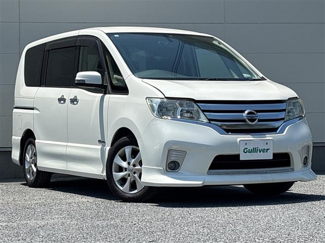 セレナ 2.0 ハイウェイスター S-HYBRID ワンオーナー 修復歴無し