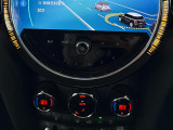 ◆LIBERALAは、輸入車選びの新たなスタイルを提案するインポート・セレクト・ブランドです。オーナー様となる方がクルマから直接感じる感性を第一にした、最良の一台との出会いをコーディネートいたします。