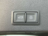 Audi正規ディーラーが高品質をお約束。高度な訓練と教育を受けたAudi選任メカニックが、100項目に及ぶ精密な点検を実施します。全てをクリヤしたAudi車だけがあなたのお手元に。