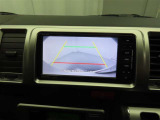 バックモニターを装備しています。車庫入れ時等に車両後方が確認出来るのでとても便利です。