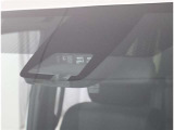 サポカーは、高齢運転者を含めたすべてのドライバーによる交通事故の発生防止・被害軽減対策の一環として、国が推奨する新しい自動車安全コンセプトです。詳しくは販売店スタッフまでおたずねください。