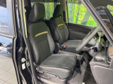 運転席まわりには十分なスペースがあり、大柄な方でもゆったり運転していただける環境です。