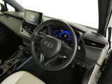 【運転席】運転席周りの画像です。プロの手で隅々までクリーニングしています。ご来店いただき実際に見てみてくださいね☆