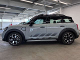 BMW・MINIの厳しい試験を突破したメカニックが多数在籍しております。ご購入後の納車前整備をしっかりいたします。楽しいMINIライフをお過ごしください。