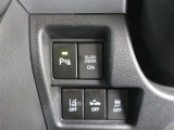 コーナーセンサー車線逸脱防止装置などON,OFF切り替えれます。