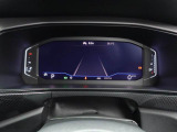 デジタルメータークラスター【Digital Cockpit Pro】付き車両。メーター内にナビゲーションが表示されます。