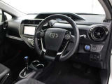 運転席廻りです。