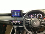運転席周辺のスマートなレイアウトが、操作のしやすさを実現。快適なドライブをサポートします。