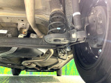 お車を安心してお乗りいただく為には、足回りの定期点検が欠かせません。サービスサポート(有償保証)では無料点検もご提供しており、安心のカーライフをお過ごしいただけるサポート体制が整っています。