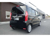 お買い上げ頂きましたお車は、ご納車前に定期点検を実施致します。さまざまな基準で、お車本体や設備などHONDAディーラー専門スタッフが点検、整備まで行うのでご安心下さい。