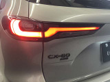 ブレーキランプはLED仕様となっております。後続車への視認性にも優れています。