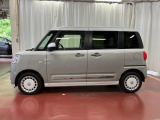 【スマートアシスト搭載車】 衝突回避支援ブレーキ機能(対車両・歩行者)、衝突警報機能(対車両・対歩行者)、誤発信抑制制御機能などの機能で安全な運転をサポートします。
