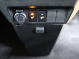 運転席、助手席シートヒータが付いてるので冬場は暖かく快適です。