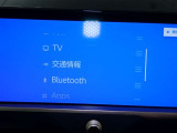 ディスプレイオーディオを装備。スマホとクルマをつなぐことで、これまでのナビに加えて、いろいろなサービスが楽しめます。