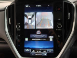 パノラミックビューモニター付きです。車両を上から見たような映像をモニター画面に表示。運転席からの目視では見にくい、車両周辺の状況をリアルタイムでしっかり確認できます。
