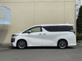 ヴェルファイア ハイブリッド 2.5 Z ゴールデンアイズIII E-Four 4WD 