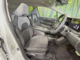 運転席シート廻りは使用感も少なく、良好な状態となっています。丁寧に使われていたことがよくわかりますね。