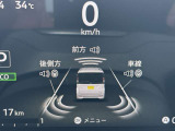 2台前を走る車両を検知し注意を喚起してくれるインテリジェントFCW(前方衝突予測警報)とエマージェンシーブレーキ付きです!カメラで車両や歩行者を認識し衝突を回避、又は被害を軽減してくれます。