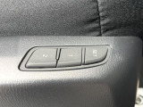 【メモリー機能付きパワーシート】ドライバーごとに設定したシート位置を記憶して、ボタン一つで切り替えできる便利な機能!運転する方が複数名いらっしゃるご家庭におすすめです♪