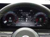 【メーターパネル】素早く車の情報が読み取れる、視認性に優れたシンプルなデザインのメーターパネルです。
