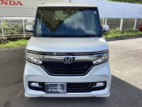 お客様に安全で快適なカーライフをお送りいただくために、中古車にも高いレベルの品質基準を設け、その基準に従って、全ての中古車について納車前整備を実施しています。